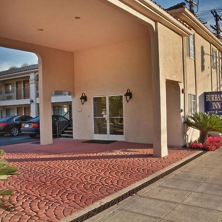 Burbank Inn&Suites Bagian luar foto